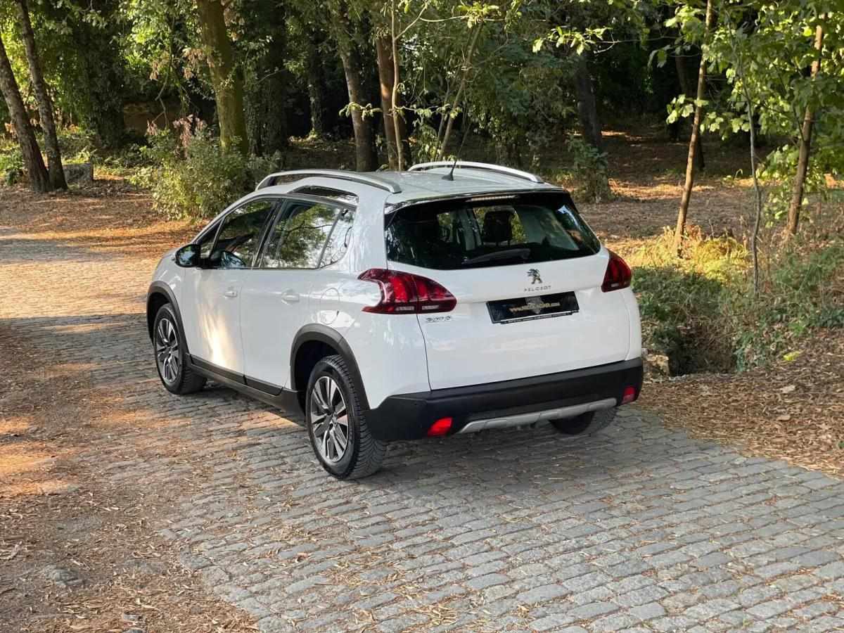 peugeot-2008-2018-gasolina-1199cc