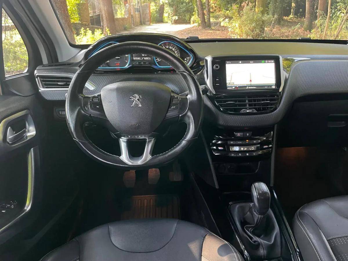 peugeot-2008-2018-gasolina-1199cc