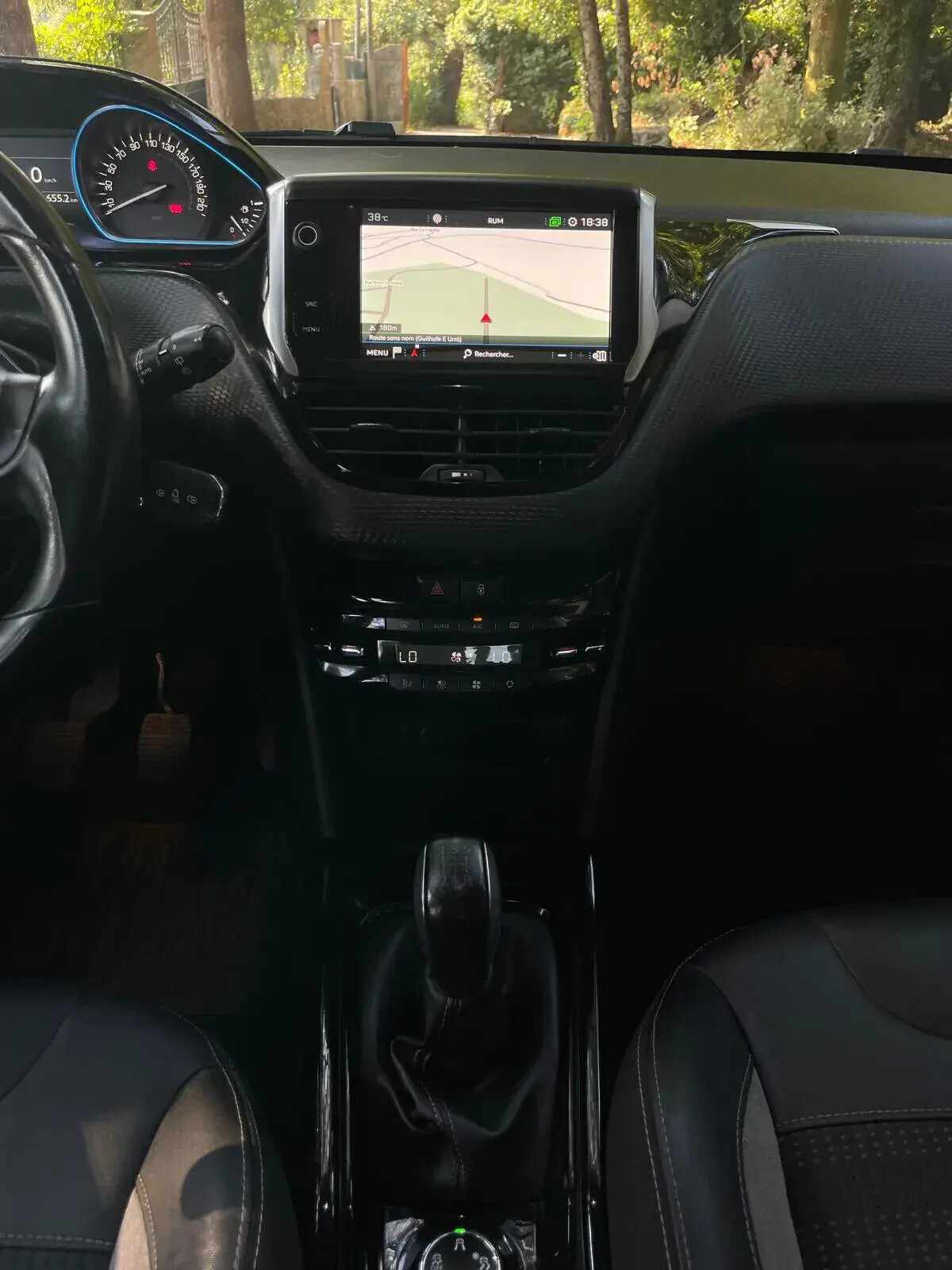peugeot-2008-2018-gasolina-1199cc
