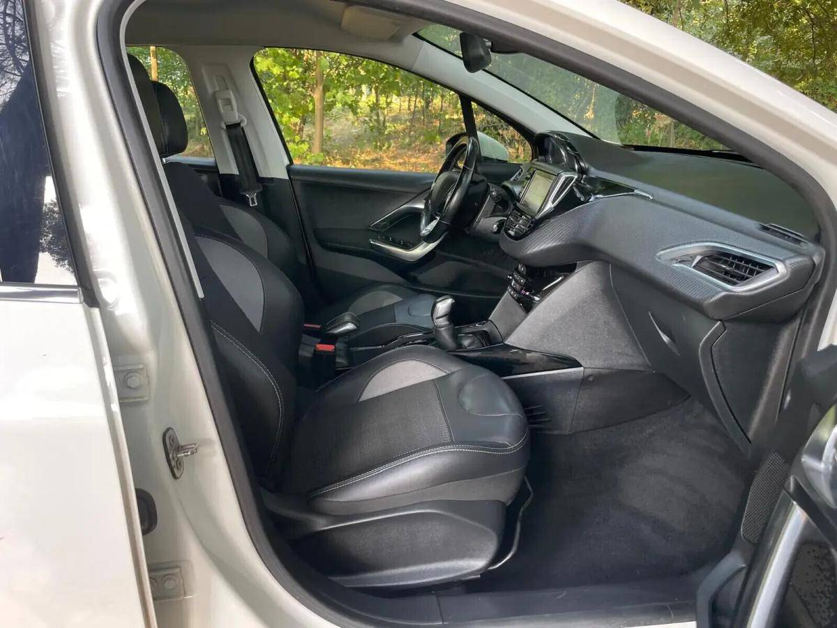 peugeot-2008-2018-gasolina-1199cc