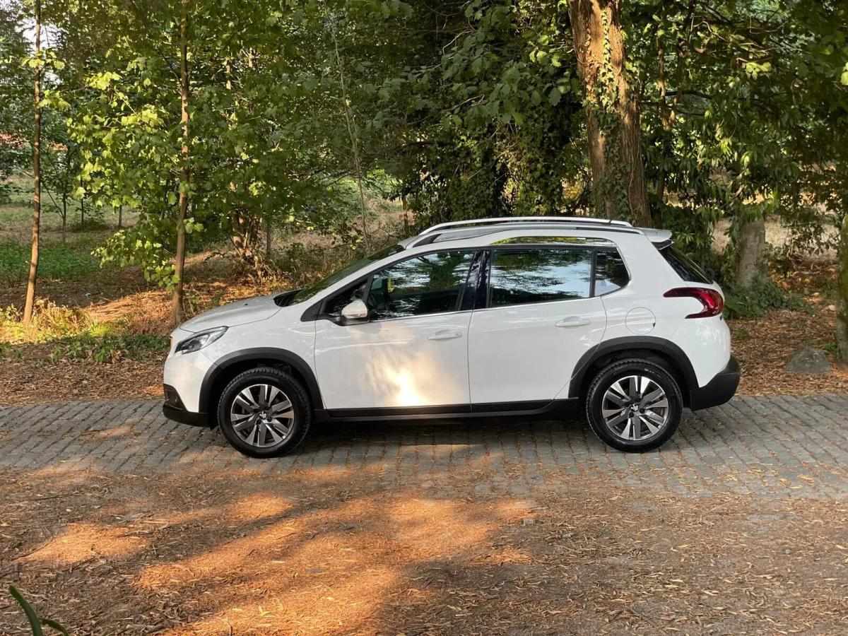 peugeot-2008-2018-gasolina-1199cc