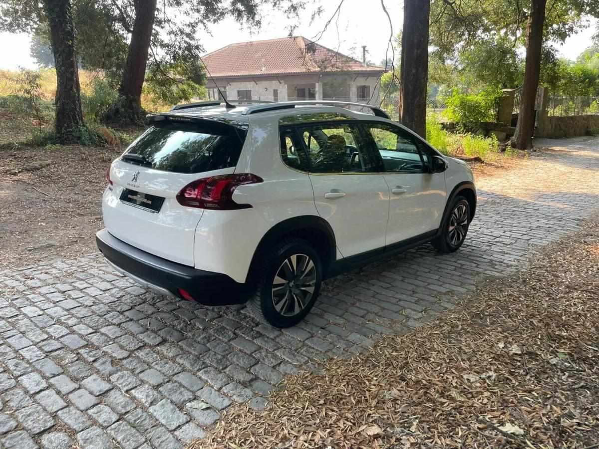 peugeot-2008-2018-gasolina-1199cc