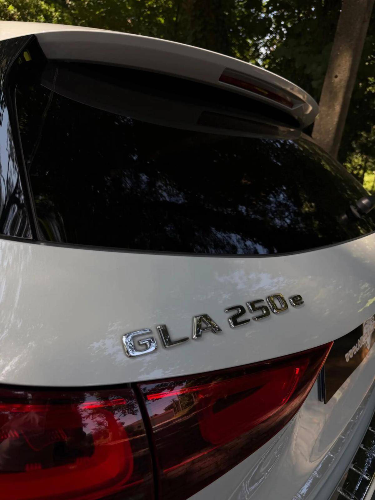 mercedes-benz-gla-250-e-2022-hibrido-a-gasolina-1332cc