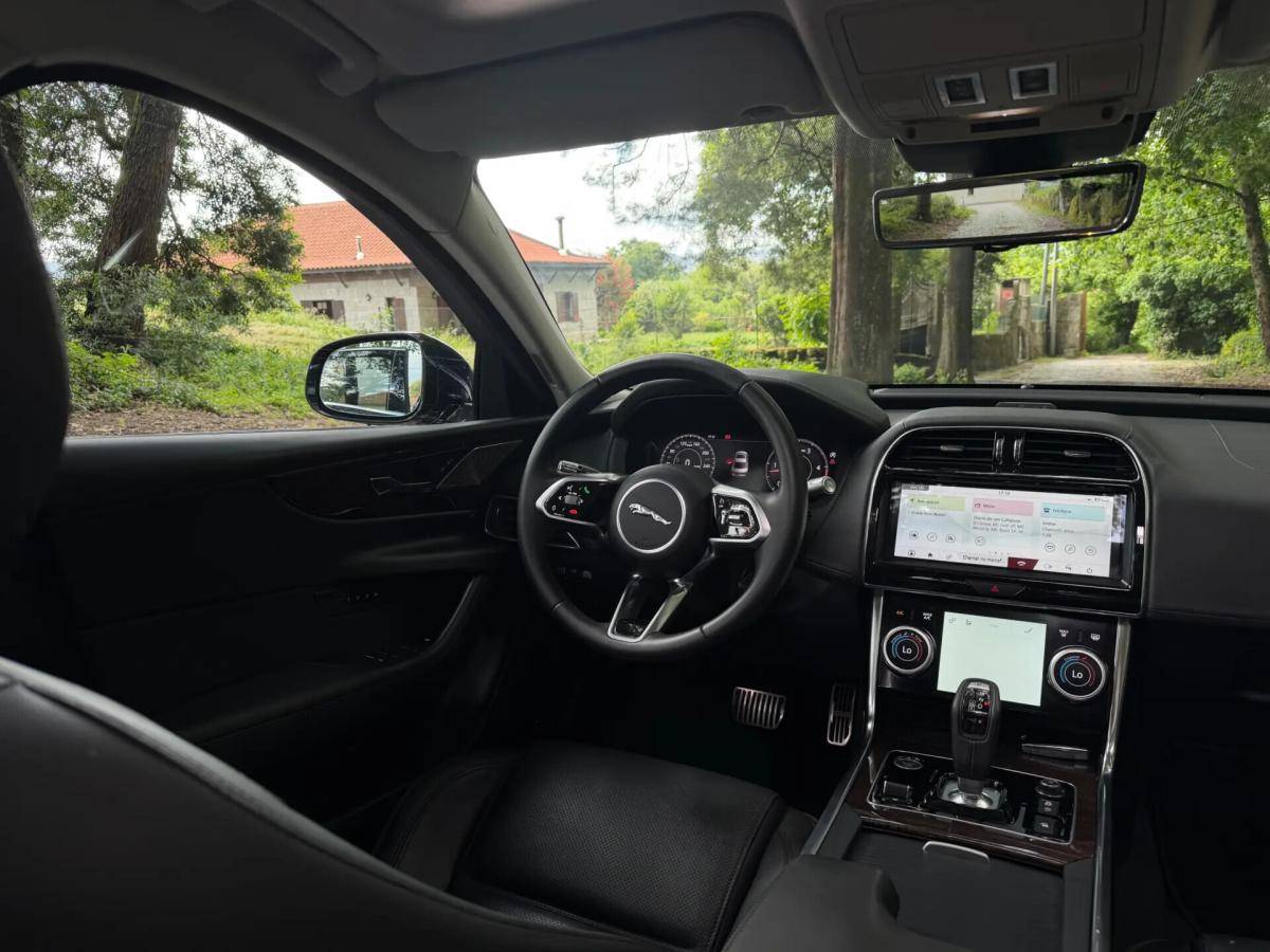 jaguar-xe-2020-diesel-1999cc