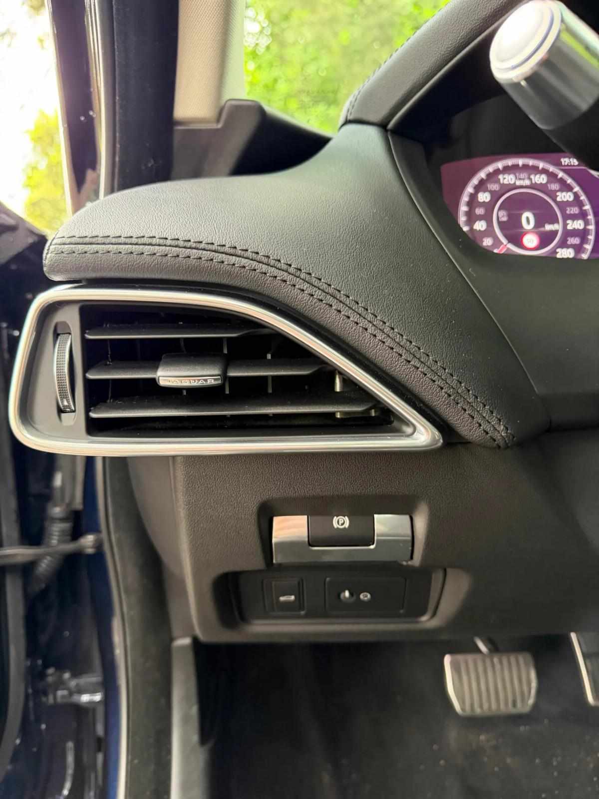 jaguar-xe-2020-diesel-1999cc