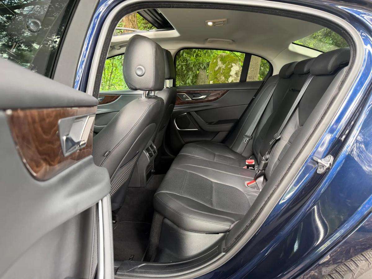 jaguar-xe-2020-diesel-1999cc