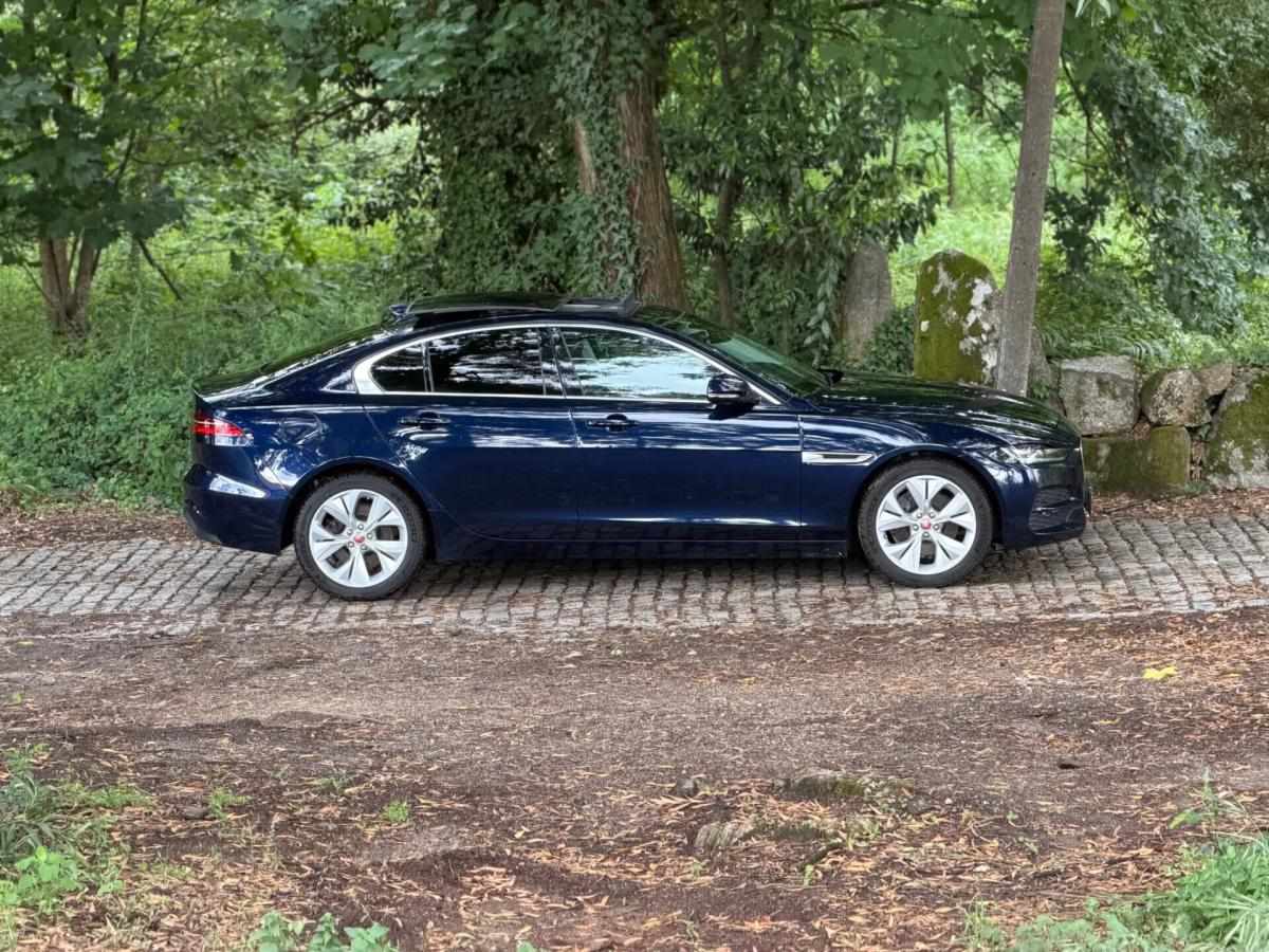 jaguar-xe-2020-diesel-1999cc