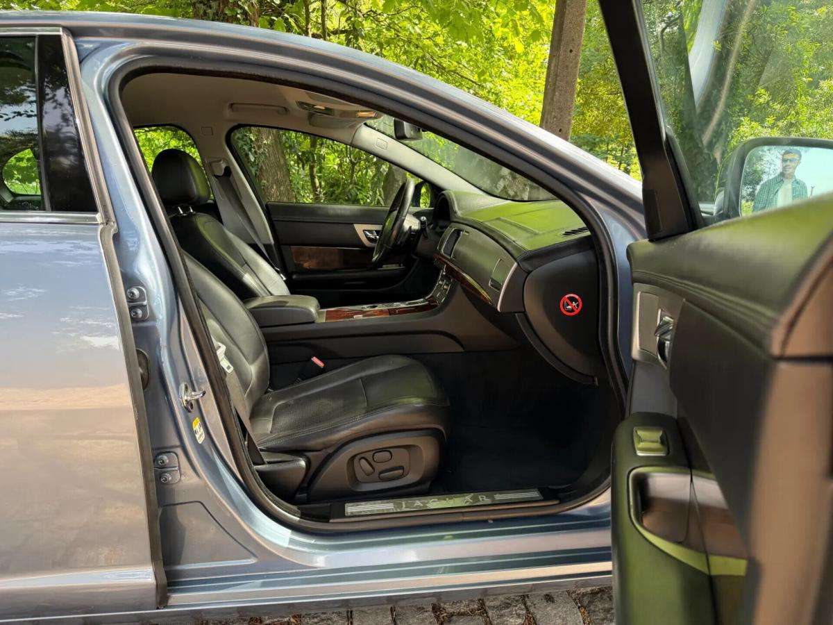 jaguar-xf-2008-diesel-2720cc