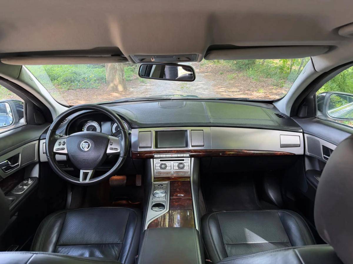 jaguar-xf-2008-diesel-2720cc