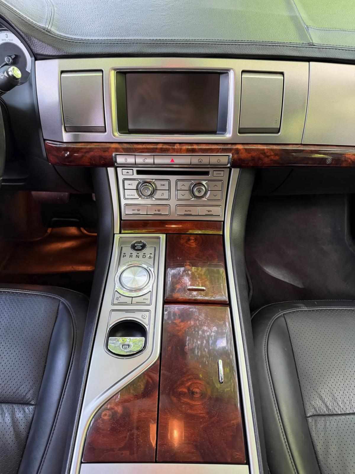 jaguar-xf-2008-diesel-2720cc