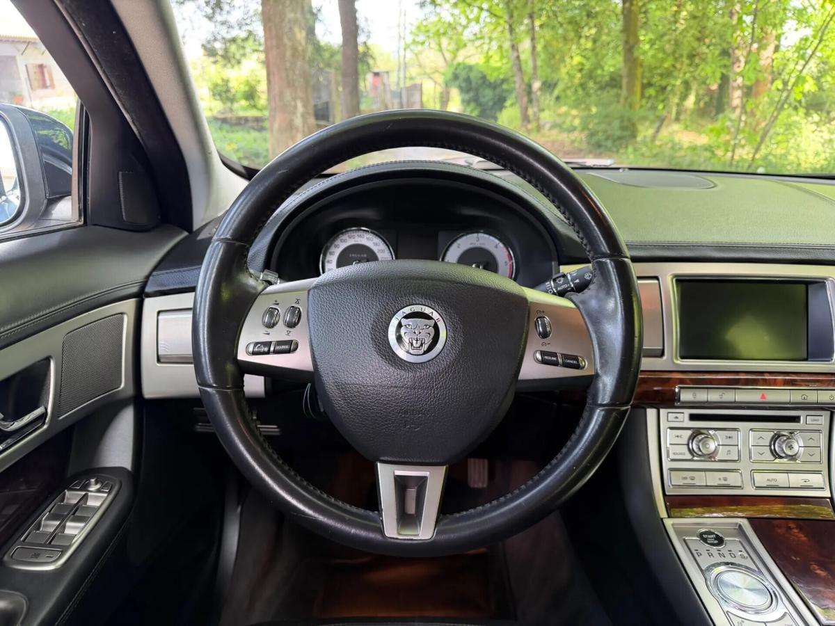 jaguar-xf-2008-diesel-2720cc