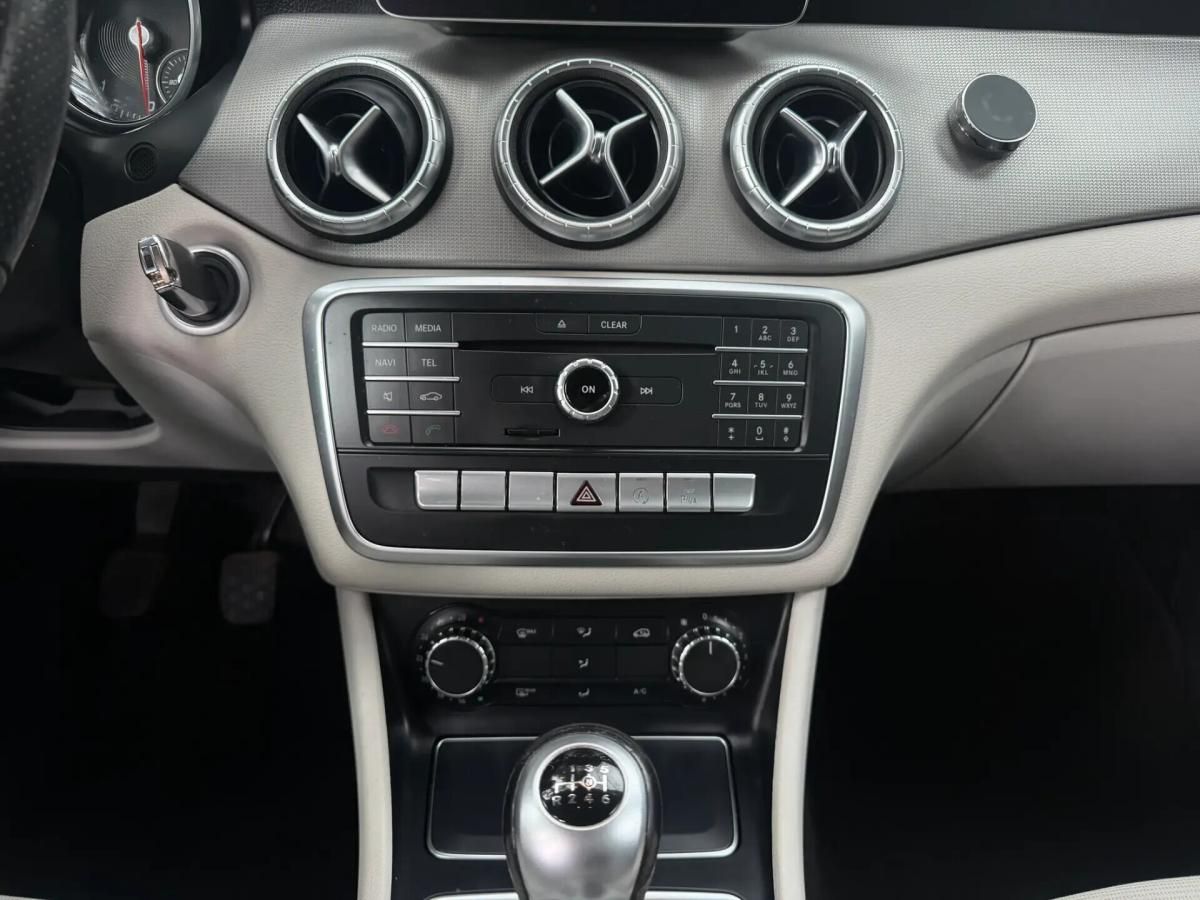 mercedes-benz-cla-180-d-blueefficiency-shooting-brake-2017-diesel-1461cc