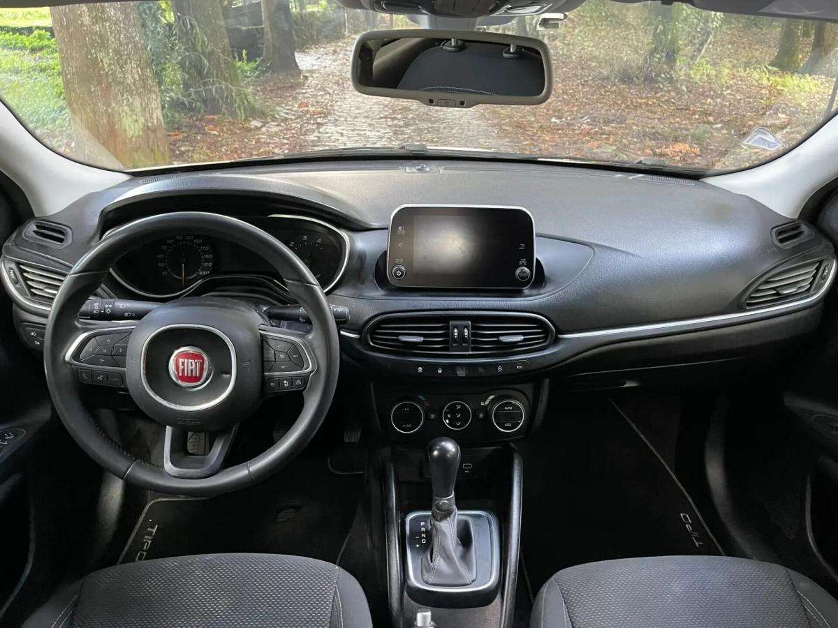 fiat-tipo-station-wagon-2018-diesel-1598cc