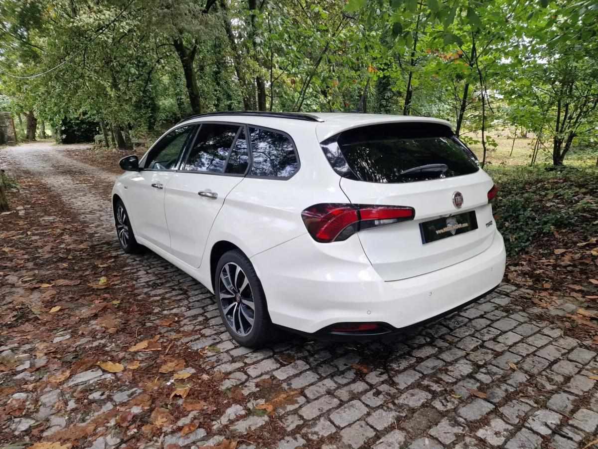 fiat-tipo-station-wagon-2018-diesel-1598cc