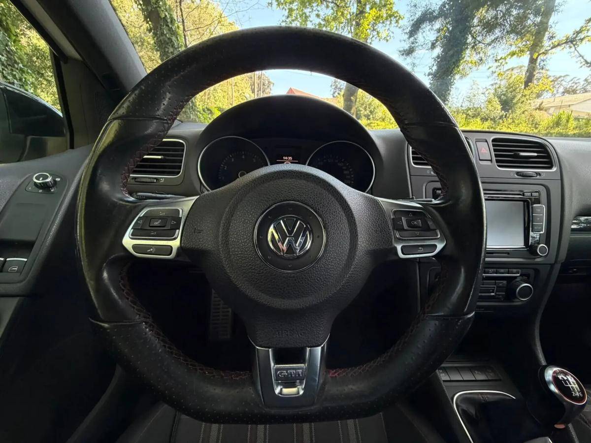 volkswagen-golf-2010-gasolina-1984cc