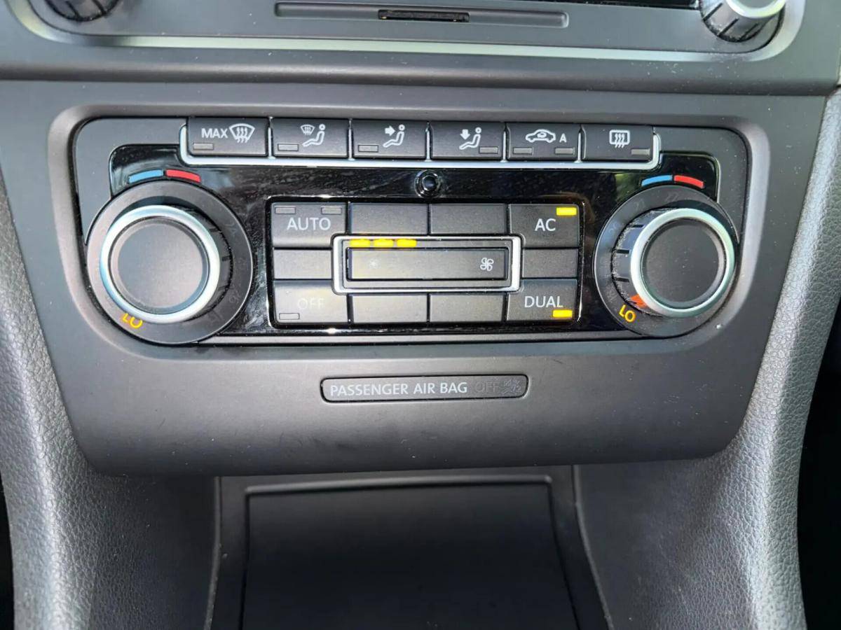 volkswagen-golf-2010-gasolina-1984cc