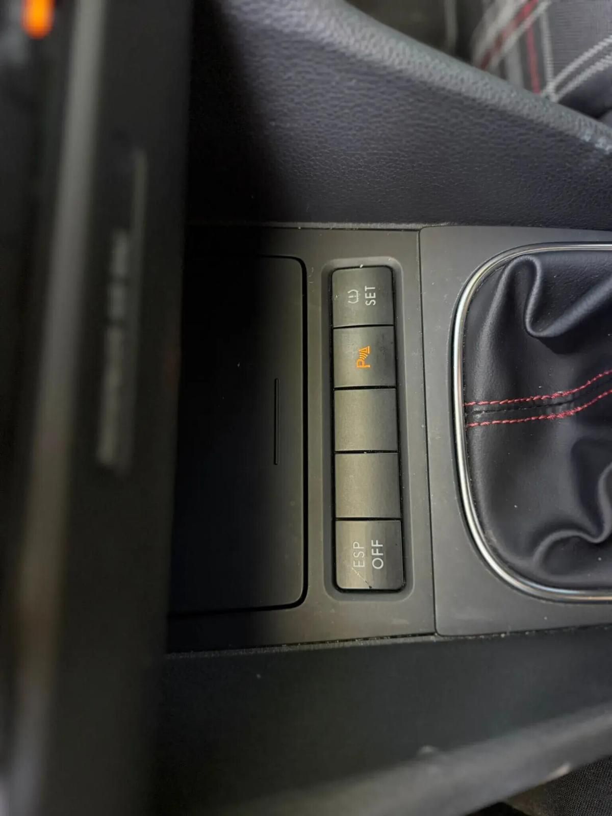 volkswagen-golf-2010-gasolina-1984cc
