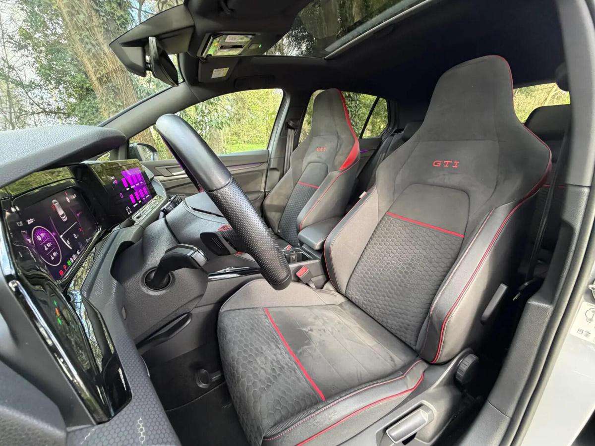 volkswagen-golf-2024-gasolina-1984cc