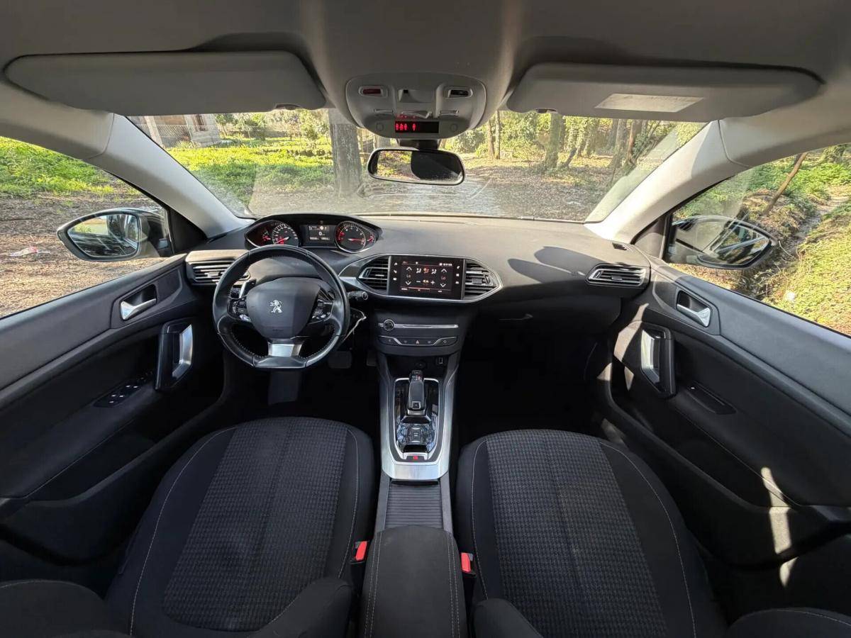 peugeot-308-2018-gasolina-1199cc