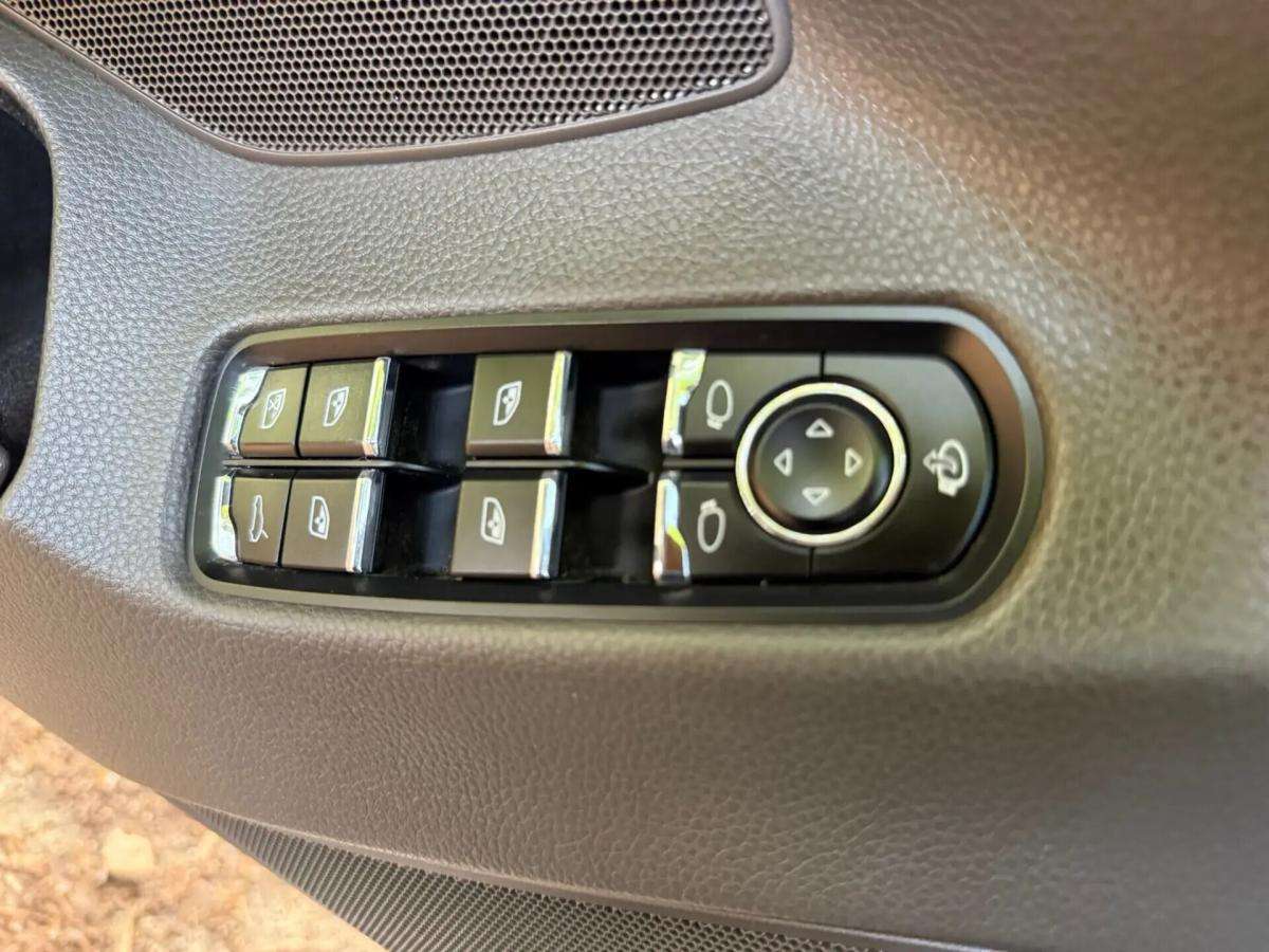 porsche-panamera-2016-hibrido-a-gasolina-2995cc