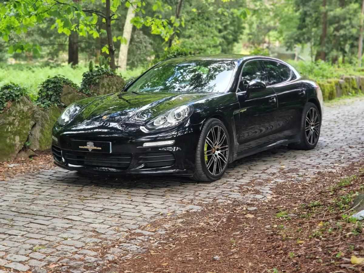porsche-panamera-2016-hibrido-a-gasolina-2995cc