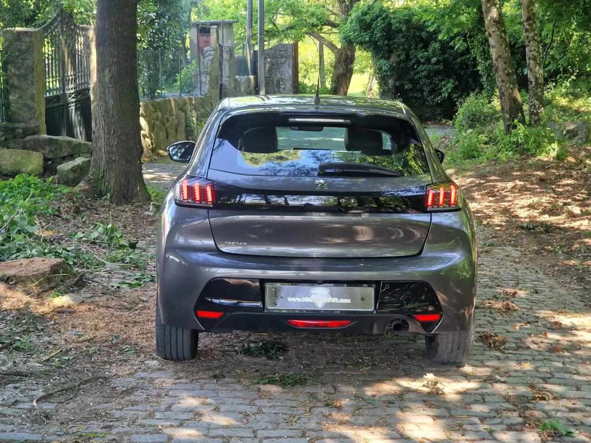 peugeot-208-2020-gasolina-1199cc