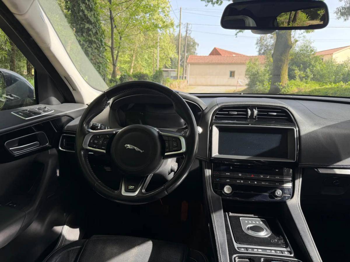 jaguar-f-pace-2017-diesel-1999cc