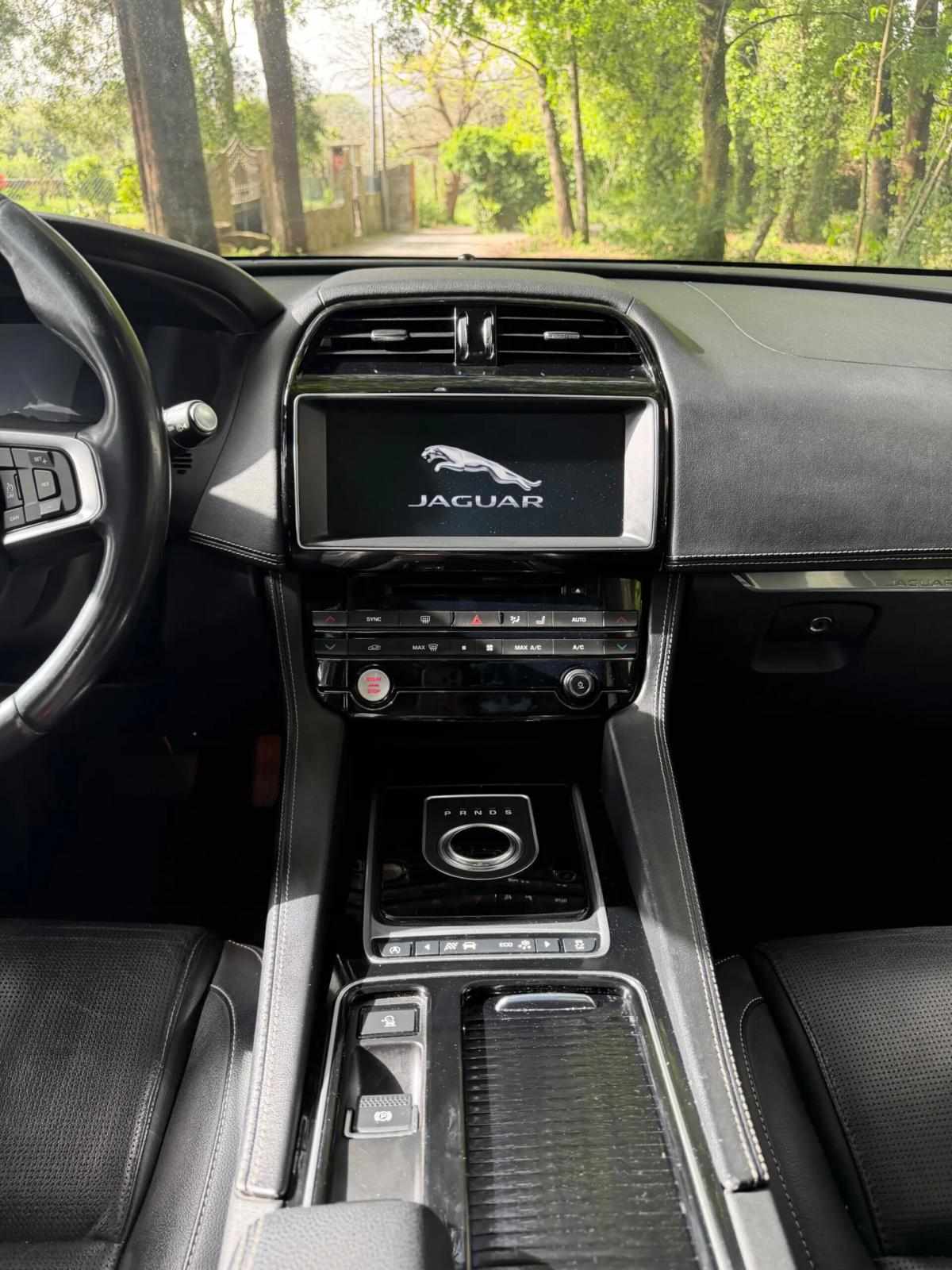 jaguar-f-pace-2017-diesel-1999cc