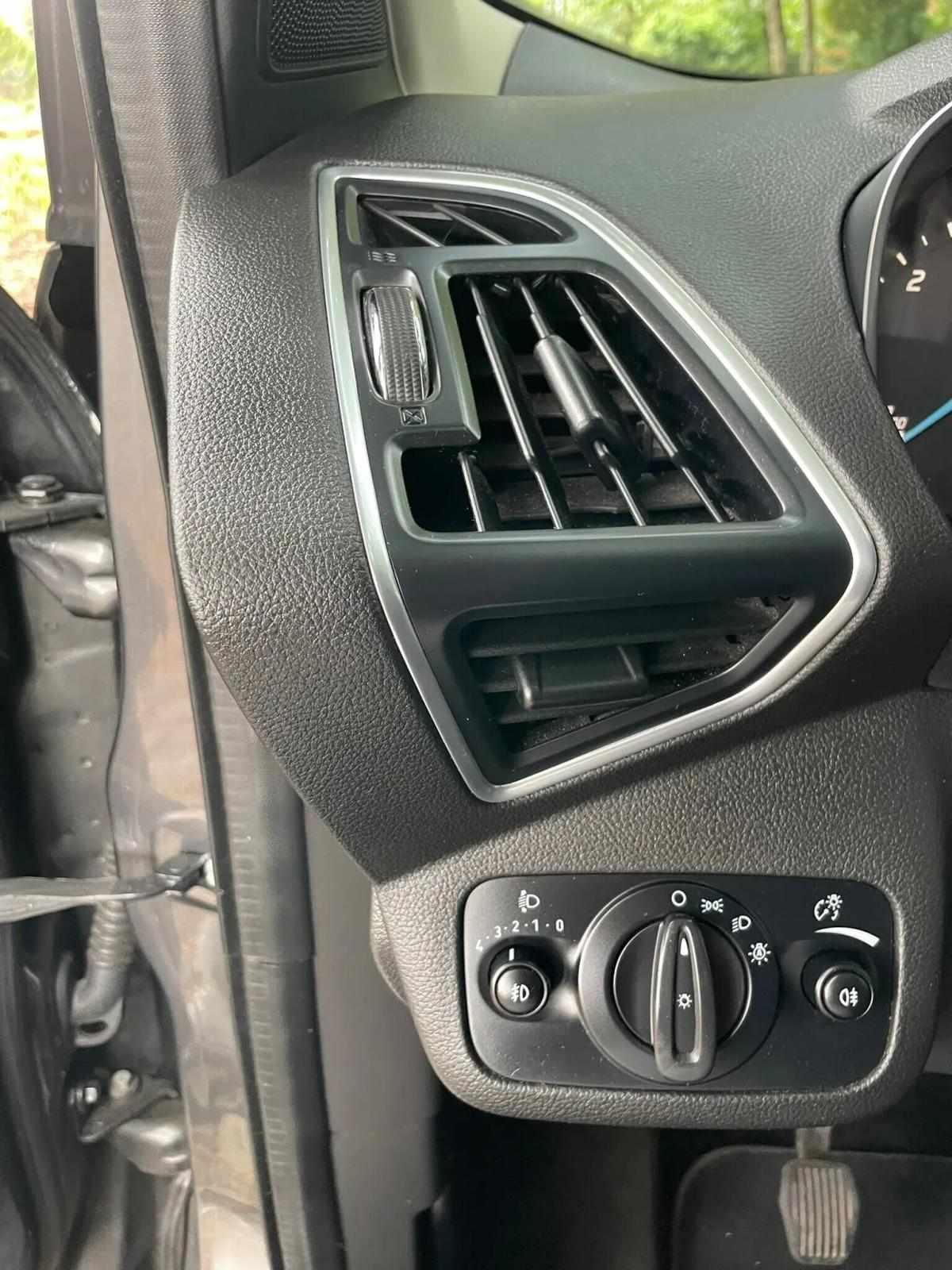 ford-kuga-2015-diesel-1997cc