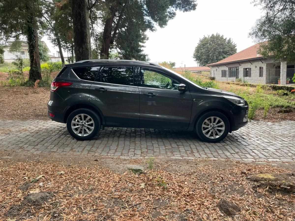 ford-kuga-2015-diesel-1997cc