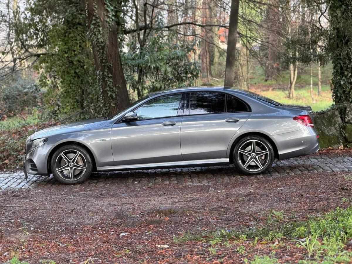 mercedes-benz-classe-e-300-de-4matic-2019-hibrido-a-diesel-1950cc