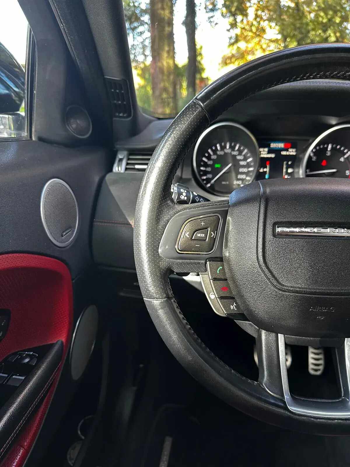 land-rover-range-rover-evoque-2012-diesel-2179cc