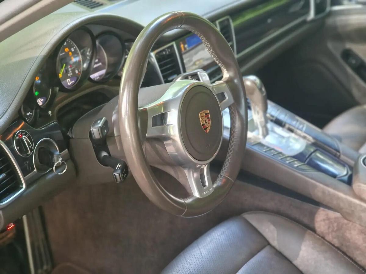 porsche-panamera-2016-hibrido-a-gasolina-2995cc