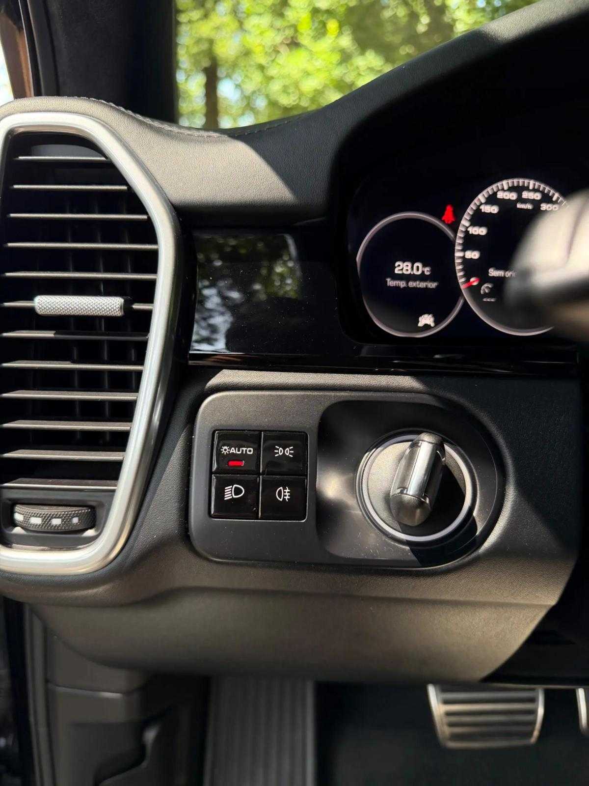 porsche-cayenne-2018-gasolina-3996cc