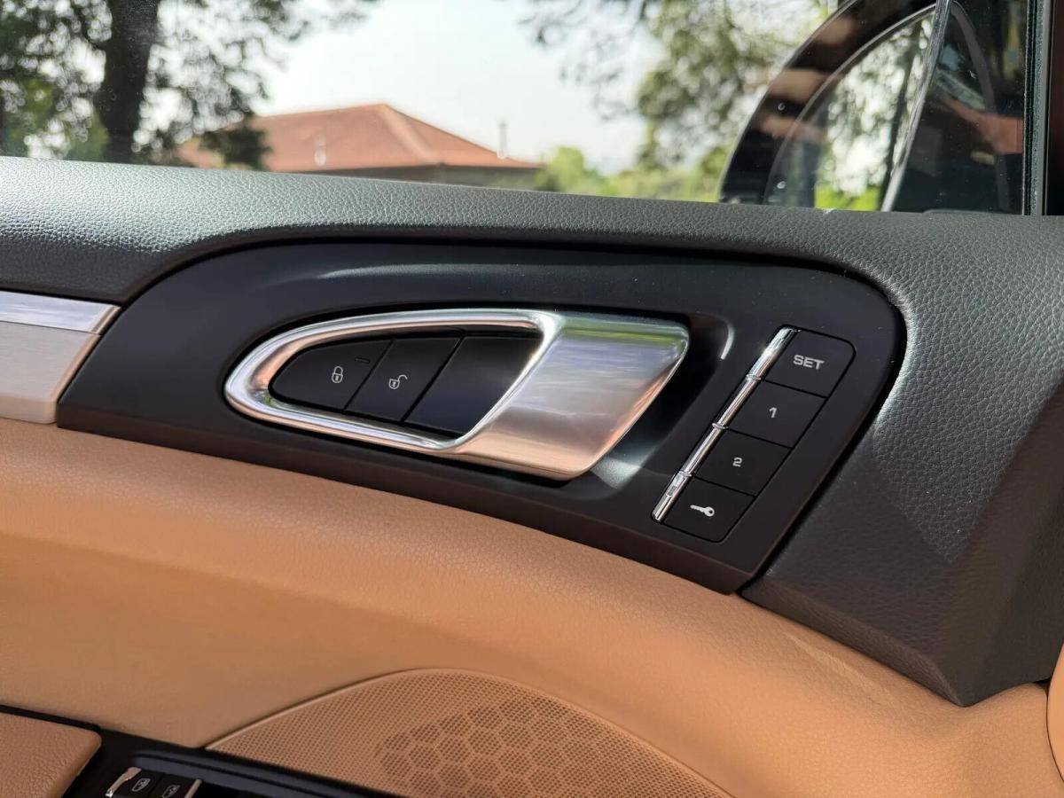 porsche-cayenne-2017-hibrido-a-gasolina-2995cc