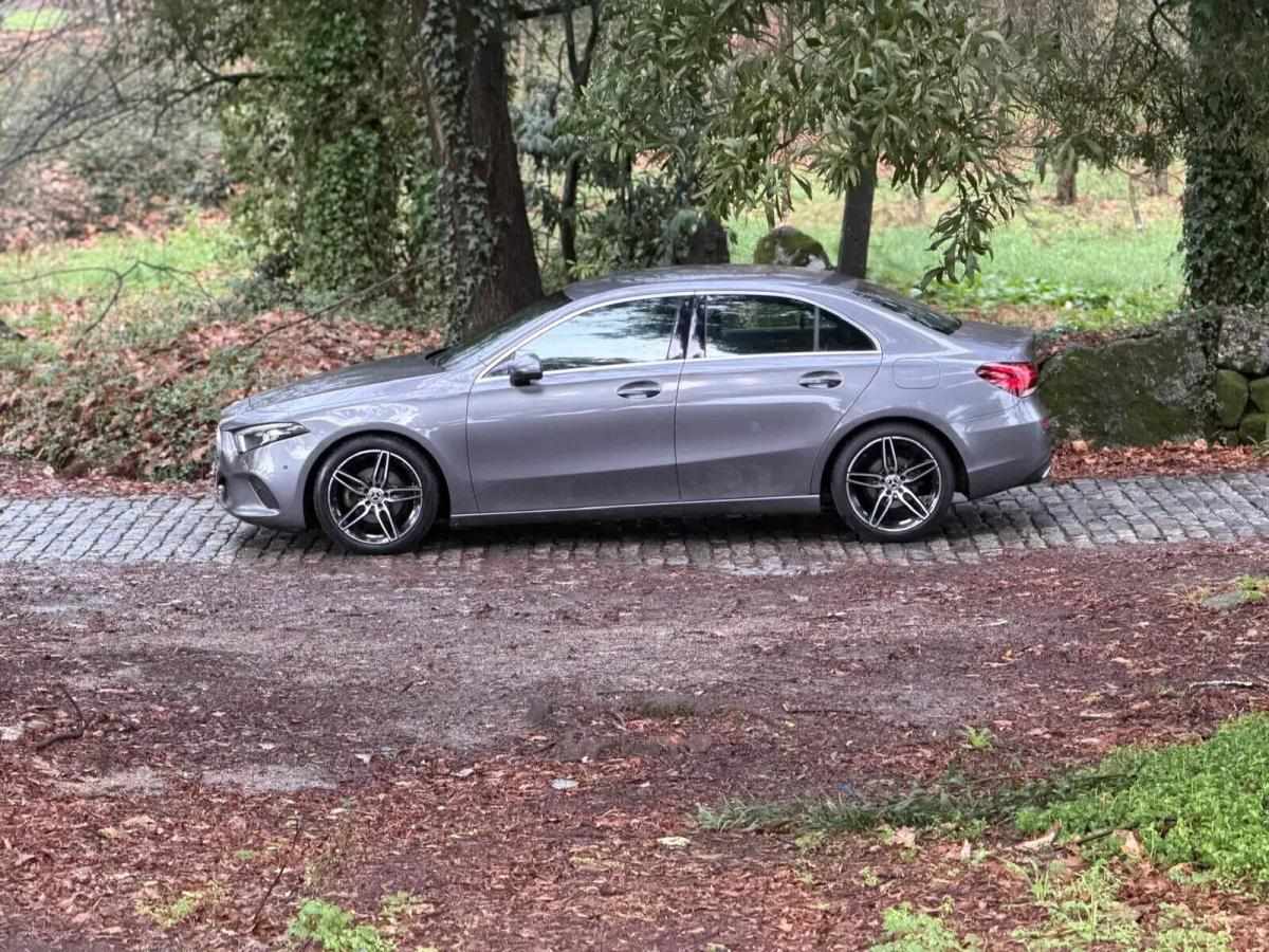 mercedes-benz-classe-a-a-180-limousine-auto-style-plus-gps-led-2020-diesel-1461cc