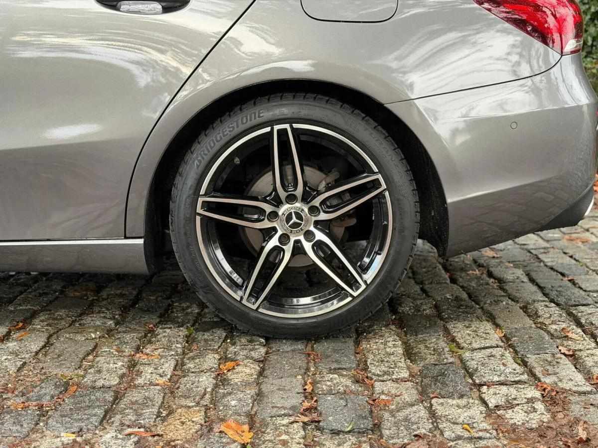 mercedes-benz-classe-a-a-180-limousine-auto-style-plus-gps-led-2020-diesel-1461cc