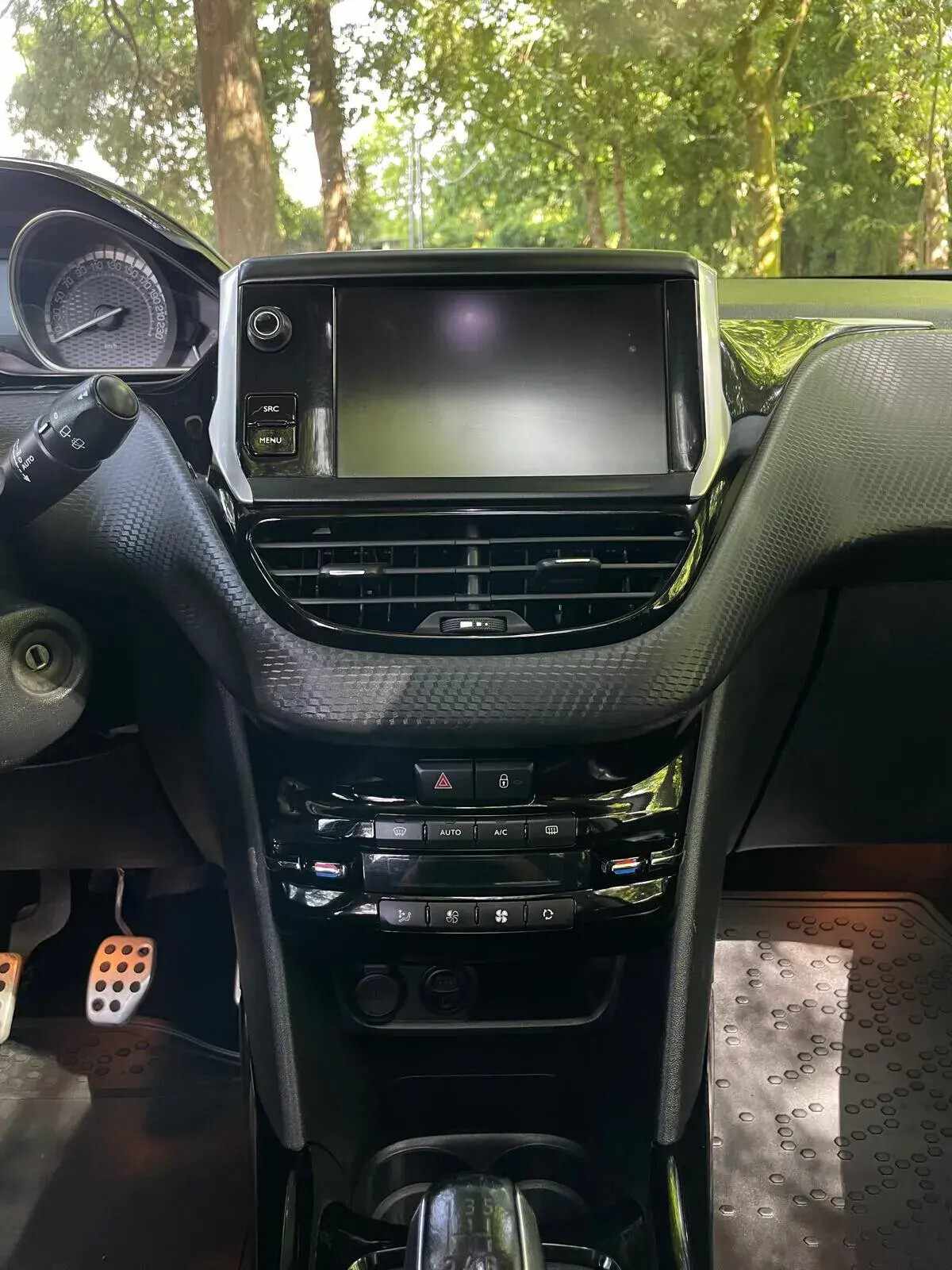 peugeot-2008-2018-gasolina-1199cc