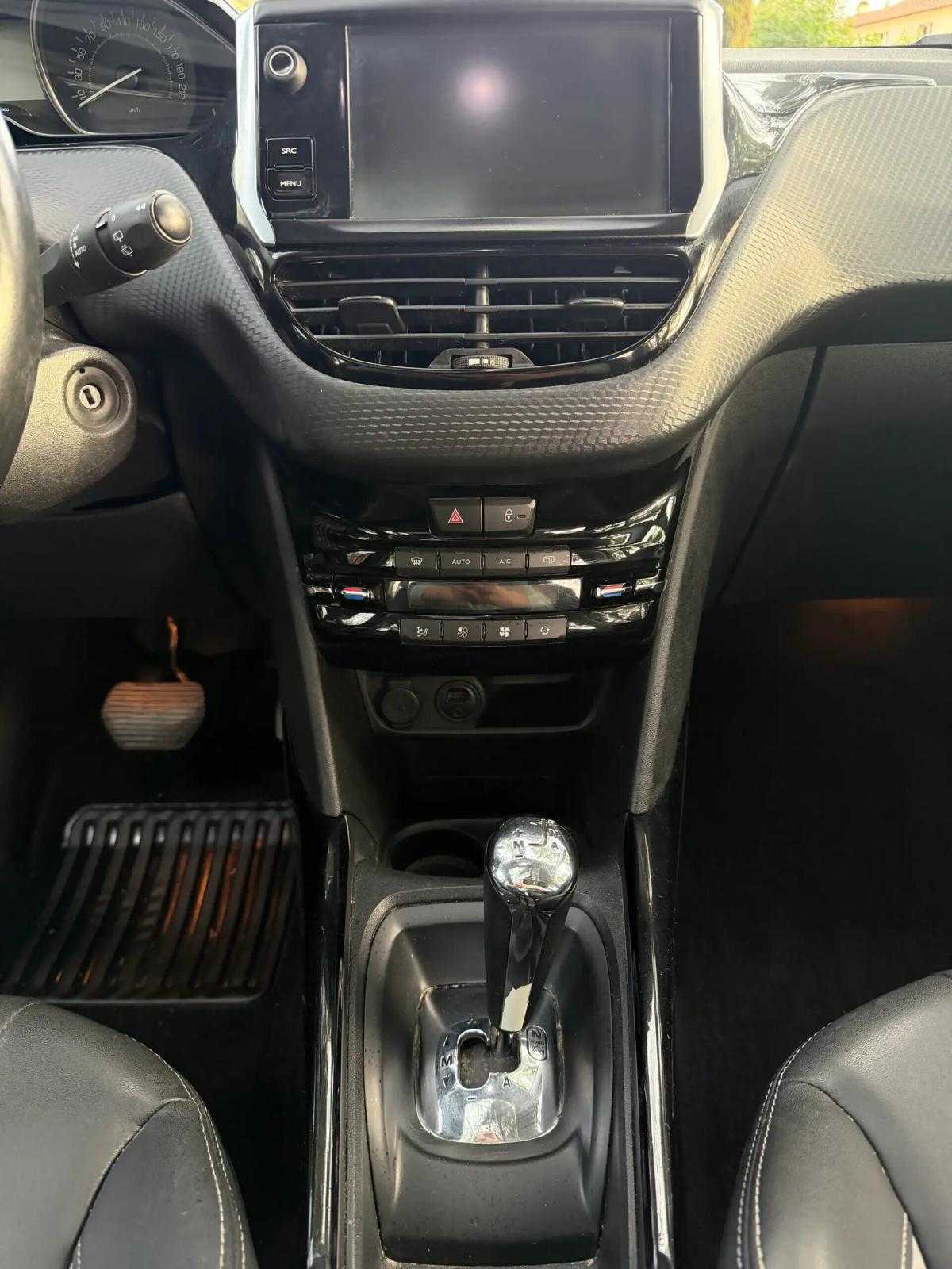 peugeot-2008-2016-gasolina-1199cc