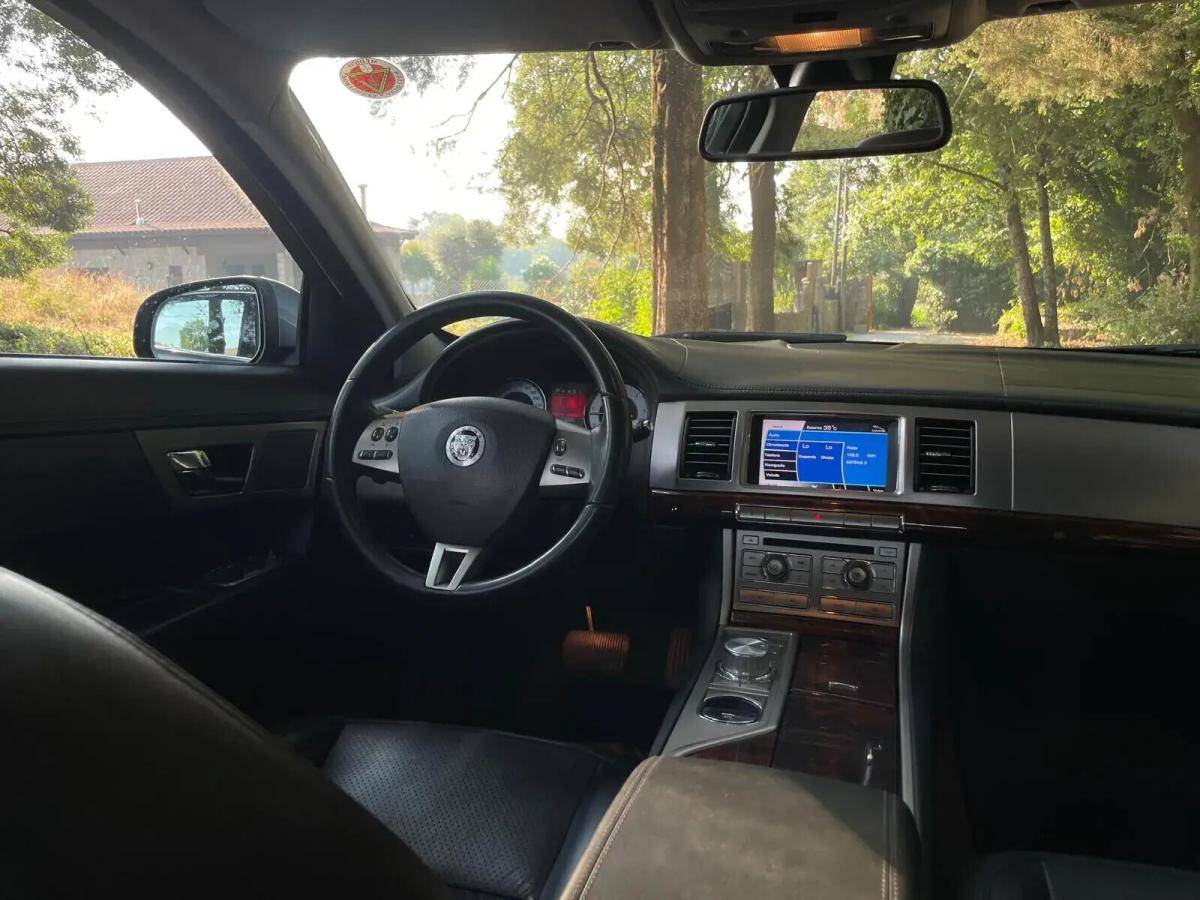 jaguar-xf-2008-diesel-2720cc