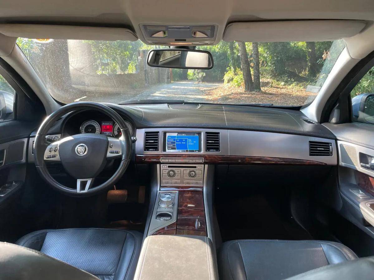 jaguar-xf-2008-diesel-2720cc