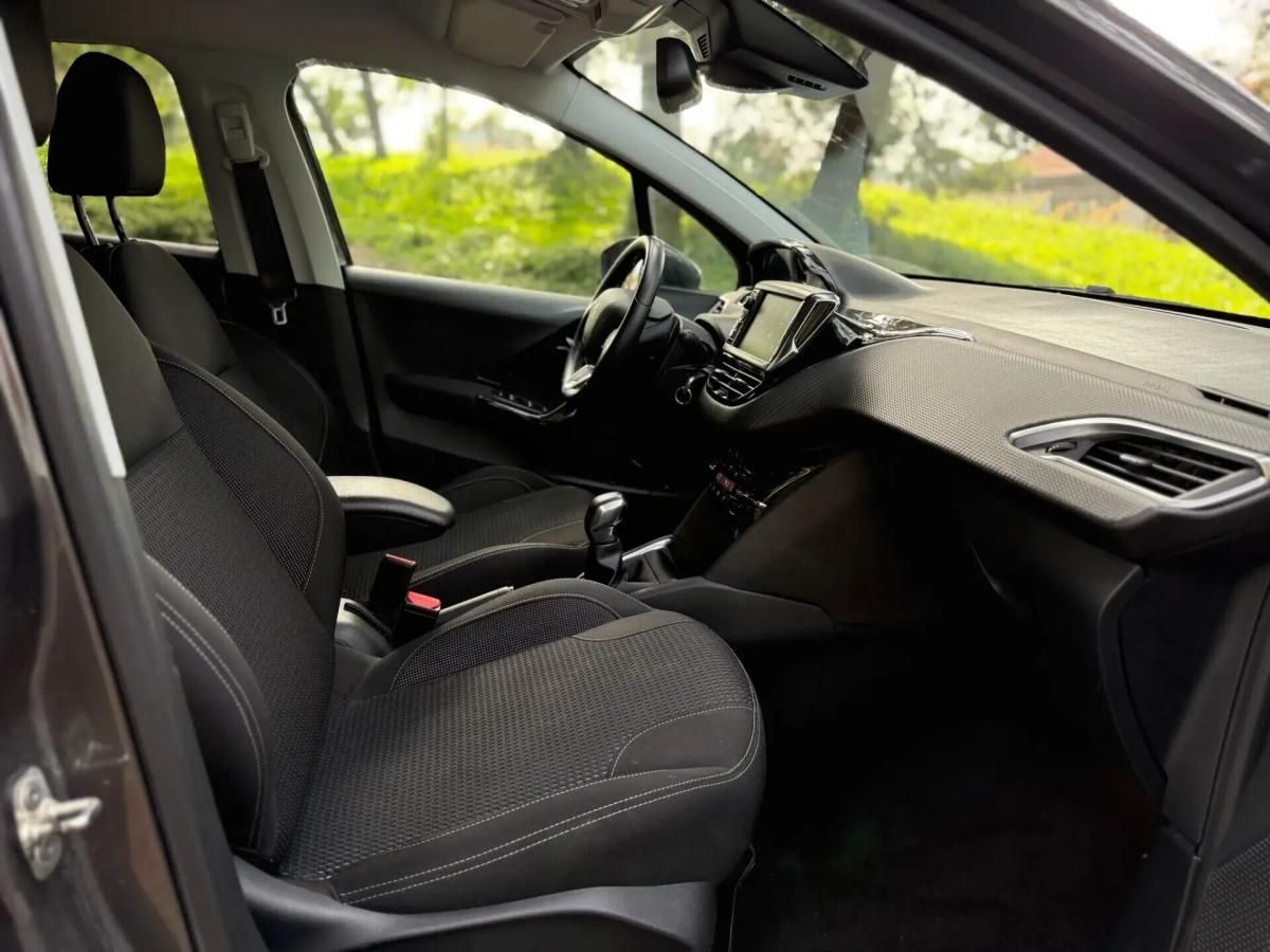 peugeot-208-2019-gasolina-1199cc