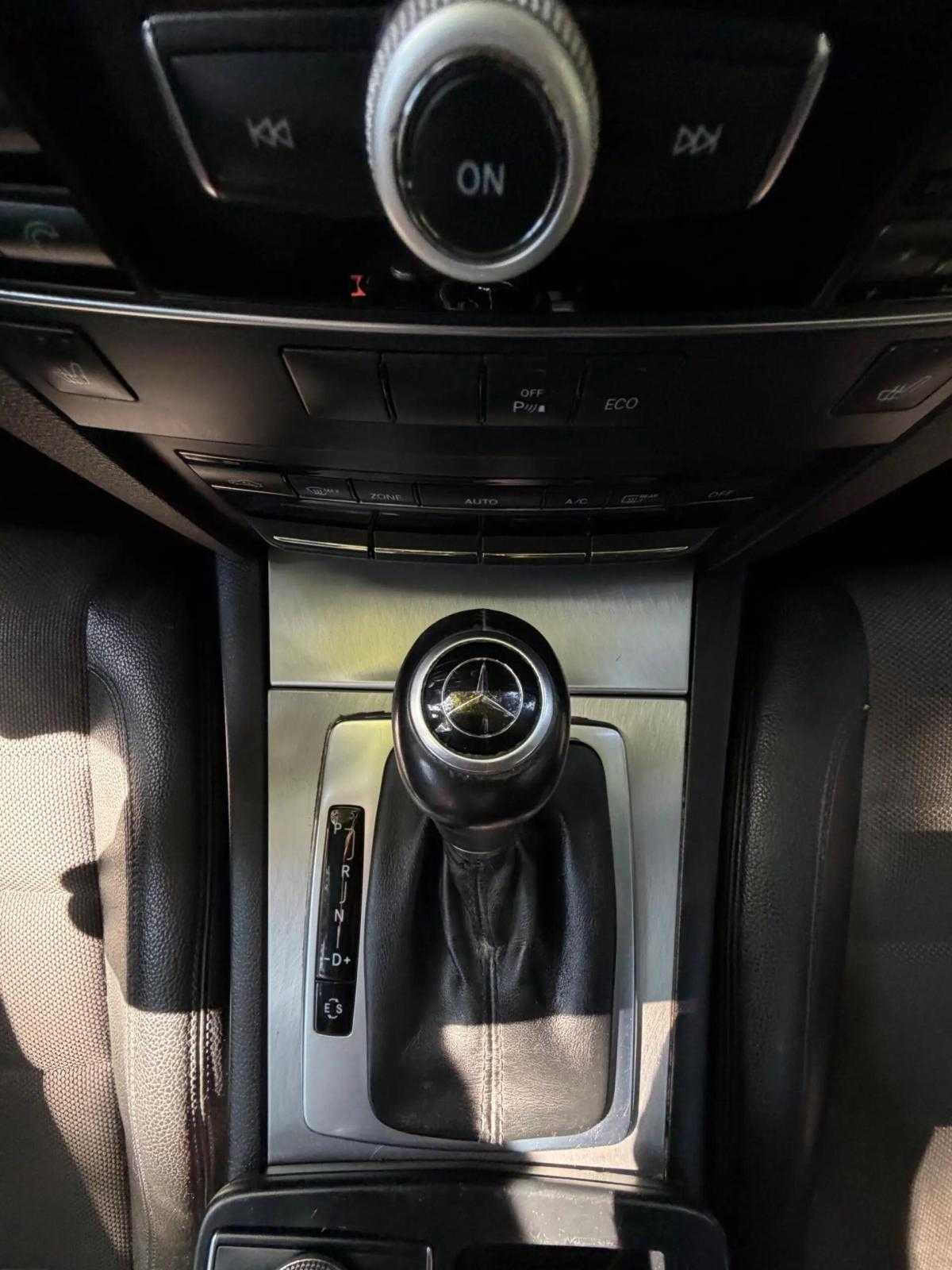 mercedes-benz-classe-e-e-220-2011-diesel-2143cc