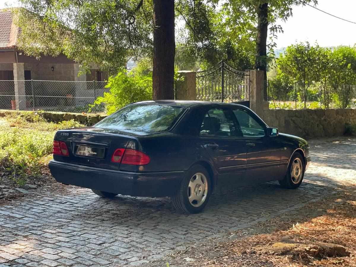 mercedes-benz-classe-e-300-1997-diesel-2996cc