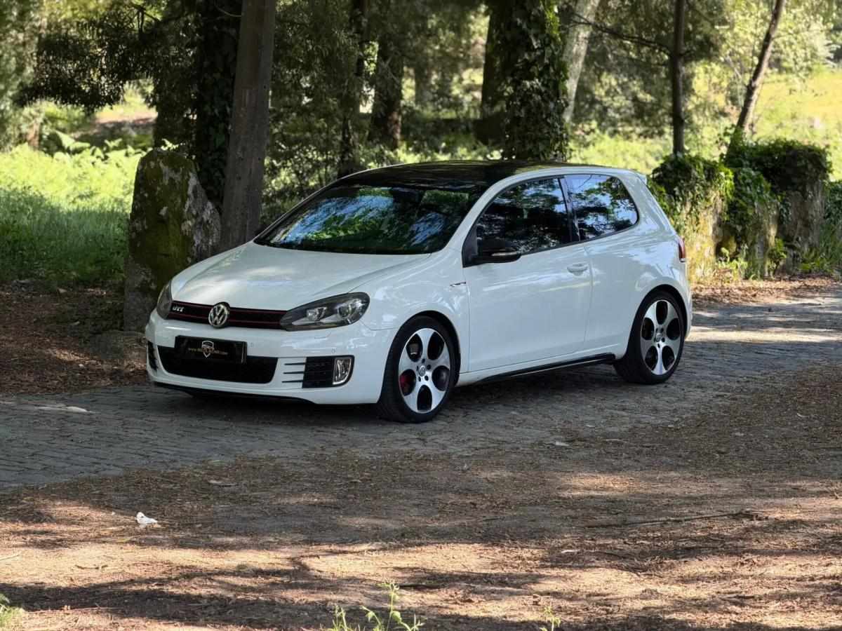 volkswagen-golf-2010-gasolina-1984cc