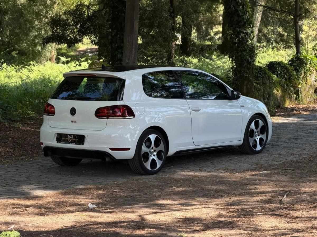 volkswagen-golf-2010-gasolina-1984cc