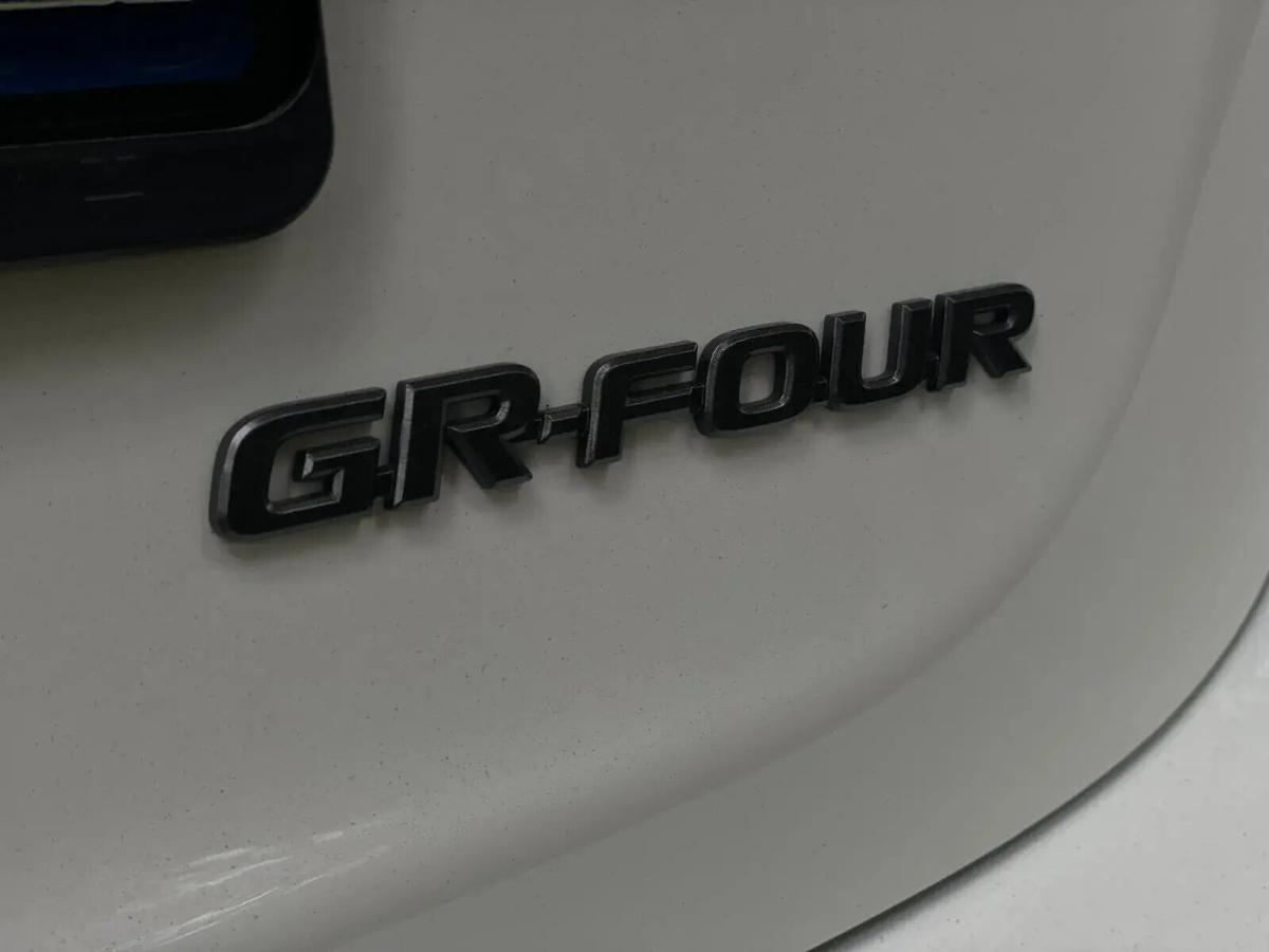 toyota-yaris-2022-gasolina-1618cc