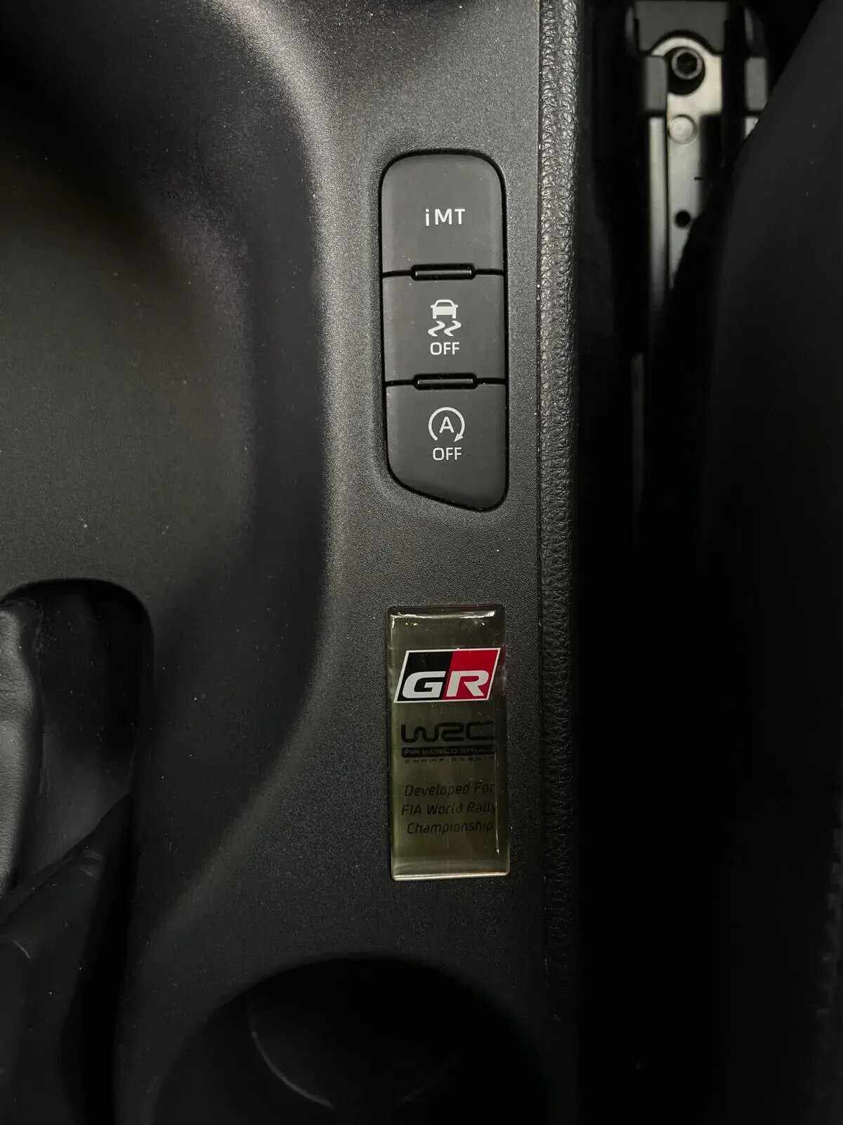 toyota-yaris-2022-gasolina-1618cc