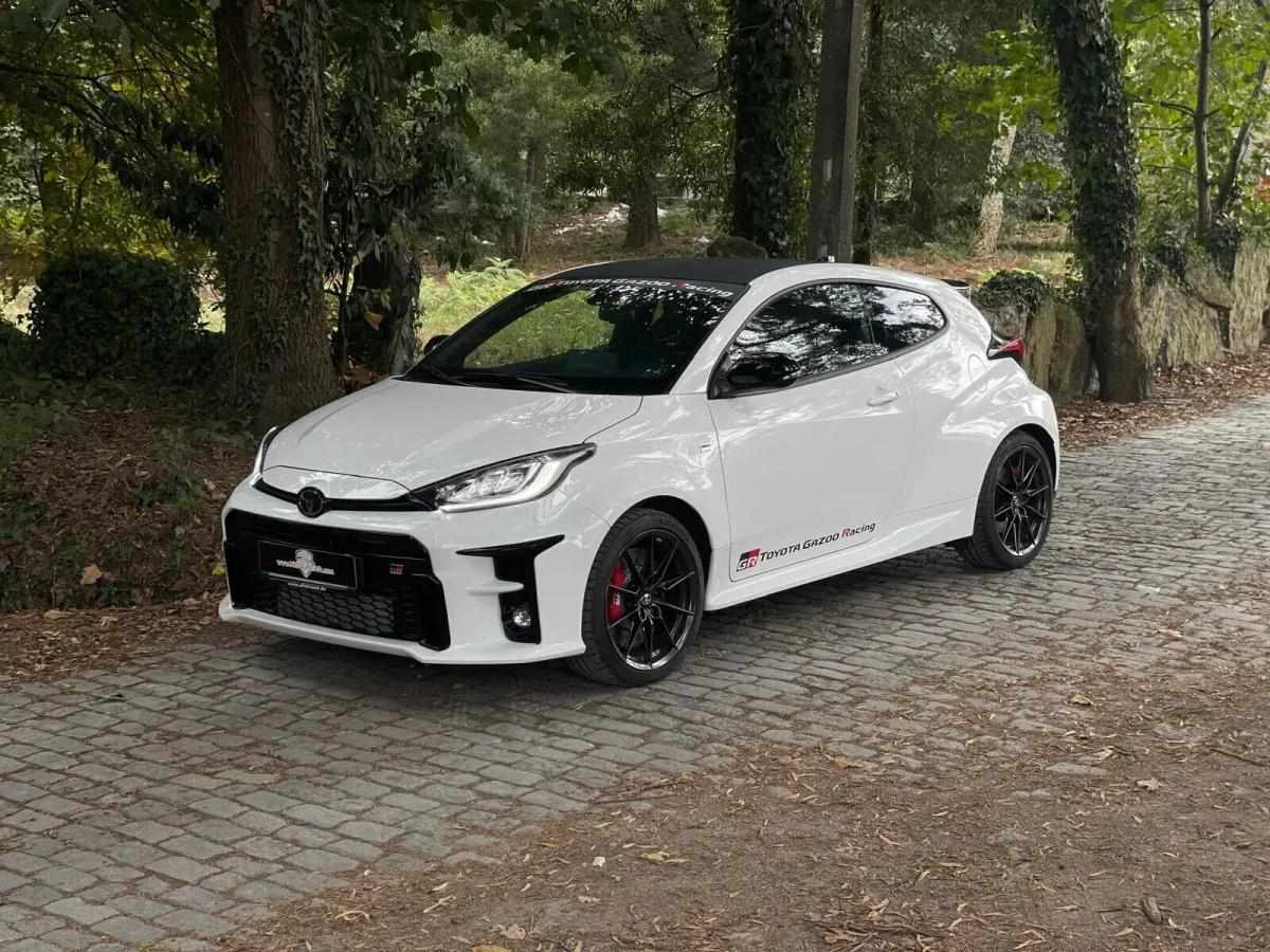toyota-yaris-2022-gasolina-1618cc