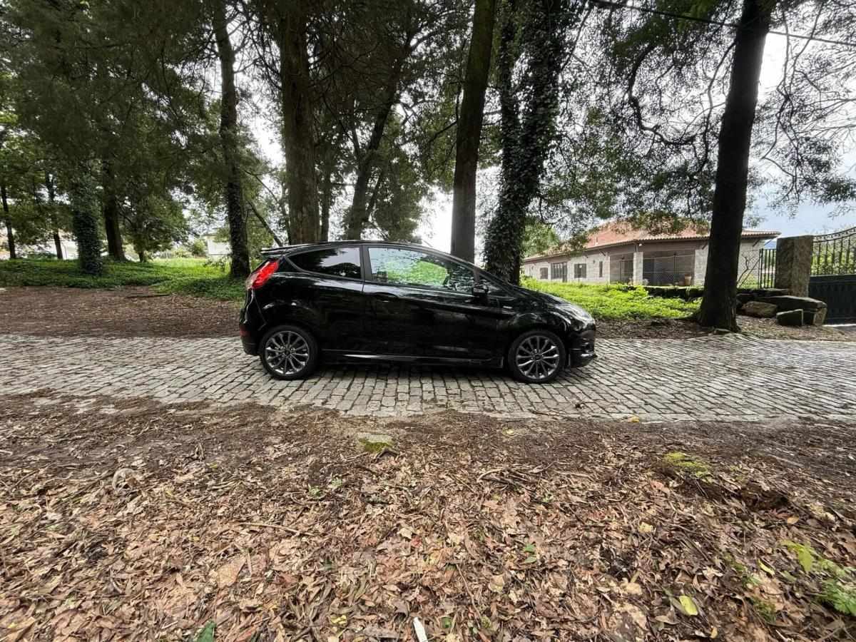 ford-fiesta-2017-gasolina-998cc